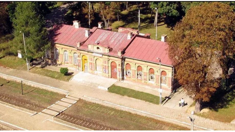 Biblioteka na dworcu , Nurzec-Stacja