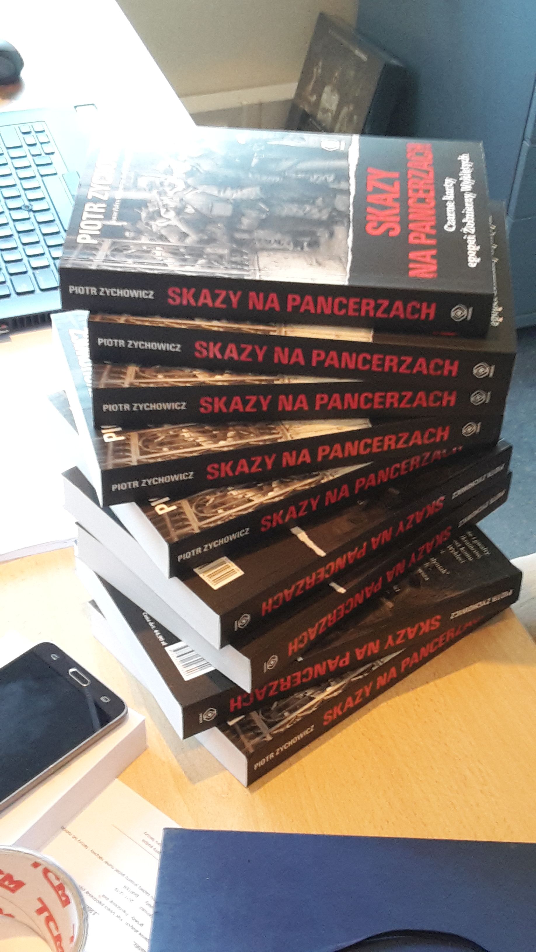  "Skazy na pancerzach", Piotr Zychowicz,