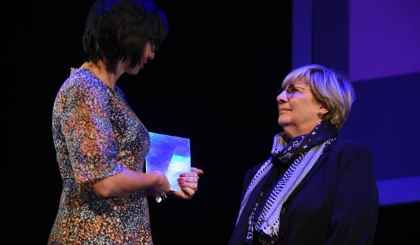 Nagroda im. Juliana Tuwima, Ewa Lipska 