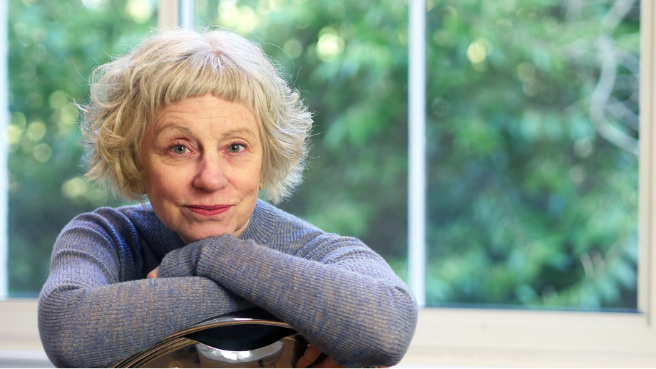 Irlandzka poetka Alice Lyons pierwszą rezydentką w dawnym mieszkaniu Czesława Miłosza