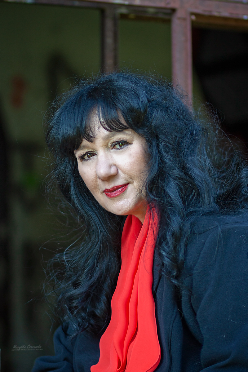 Wywiad z Margotą Kott, autorką powieści „Kolor miłości i krwi”.