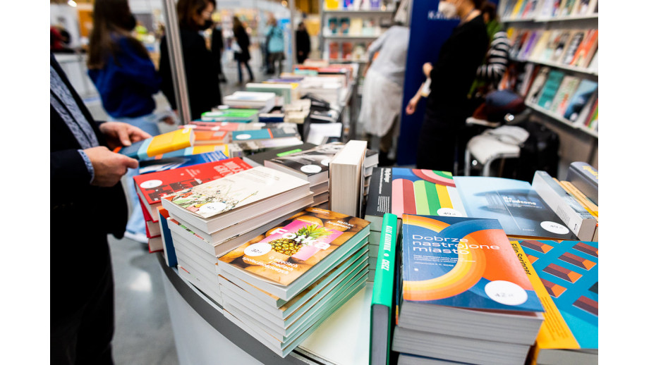 Komitywa Niszowych Wydawców na Międzynarodowych Targach Książki w Krakowie