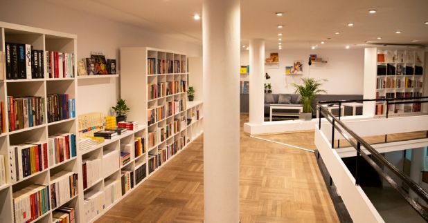 Księgarnia Bunkra Sztuki i MOCAK-u w centrum Krakowa