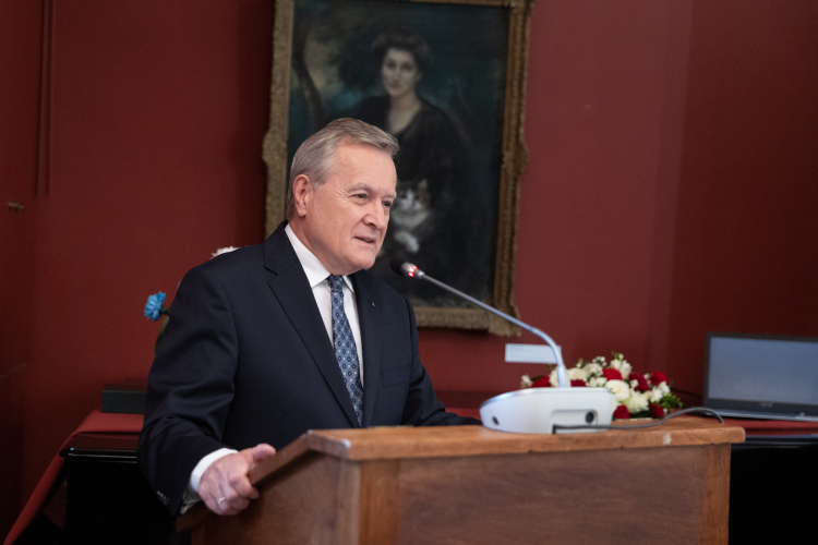 Minister Gliński podpisał umowę założycielską utworzenia Instytutu Biblioteka Polska w Paryżu