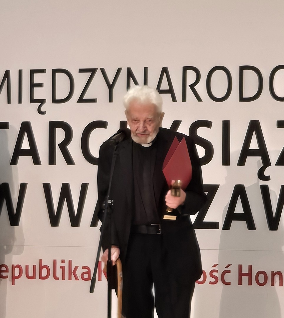 Nagroda IKAR dla ks. Adama Bonieckiego