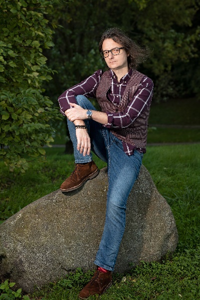 O trudnych sprawach w prosty sposób, czyli, "Rozdeptałem czarnego kota przez przypadek" 