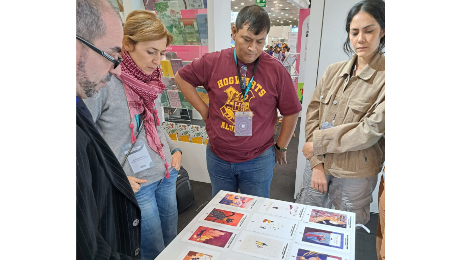 Panel towarzyszący wystawie „Peace Should be Learned in Childhood” na Targach w Bolonii