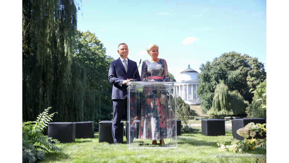 Para prezydencka zainaugurowała 11. edycję Narodowego Czytania