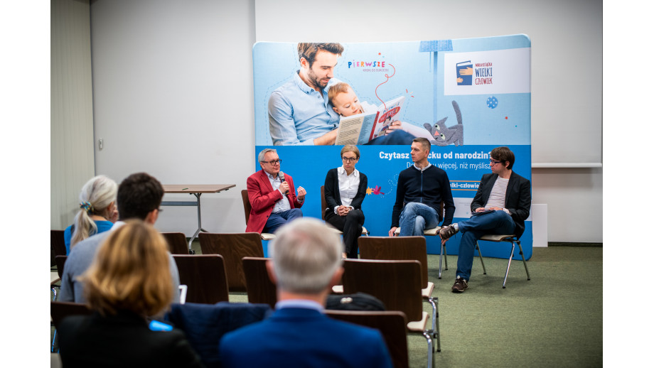 Poczytaj mi, tato. Dlaczego mężczyźni powinni czytać dzieciom