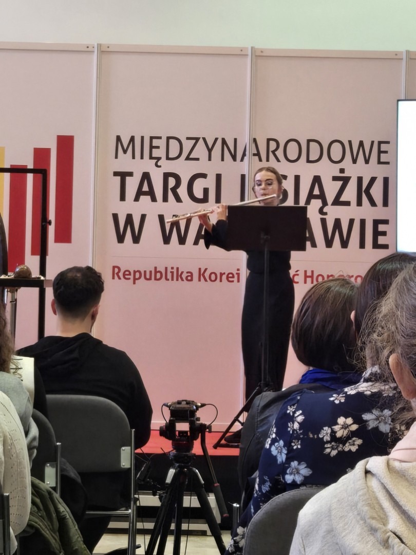 Poezja polska, koreańskie dźwięki
