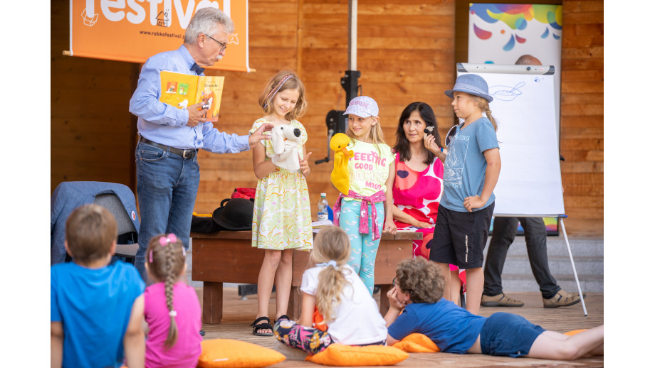 Przegląd letnich festiwali literackich w Polsce