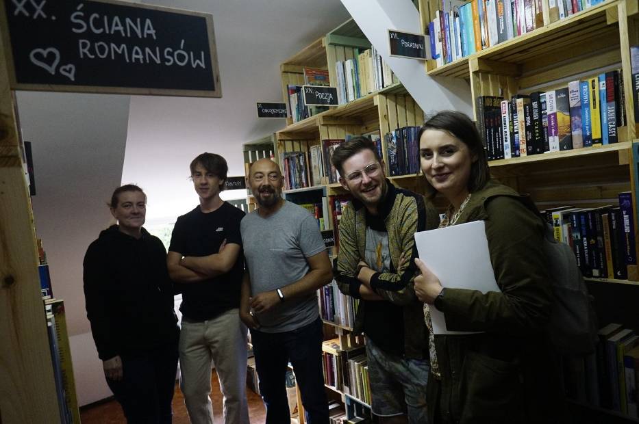 W 2023 r. o 4,5 proc. wzrosła liczba czytelników bibliotek publicznych w porównaniu z 2022 r.