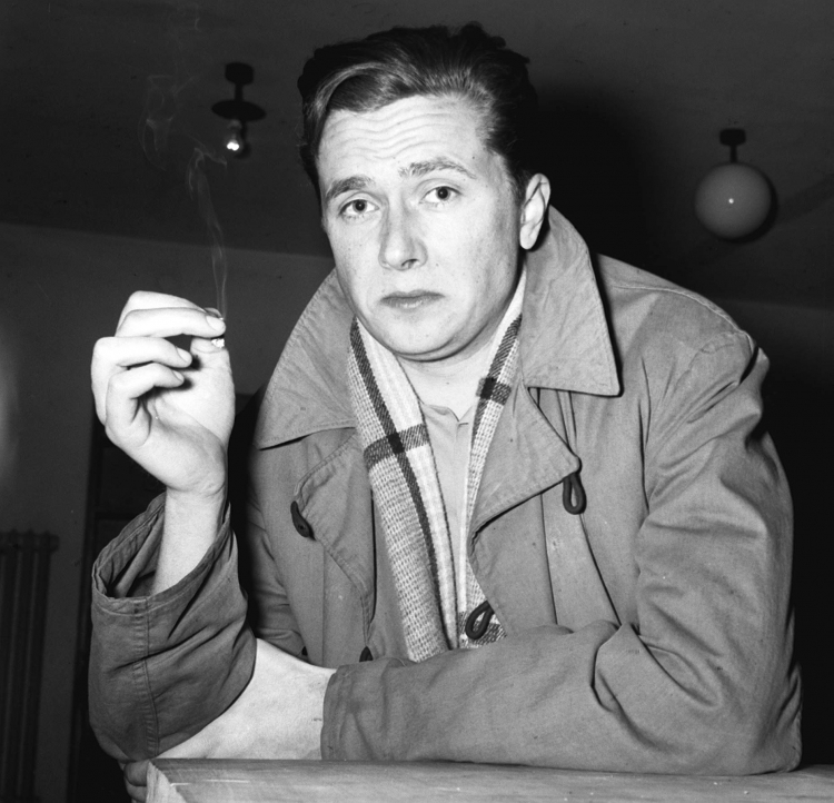 We wrocławskim Ossolineum odsłonięto tablicę poświęconą Markowi Hłasce