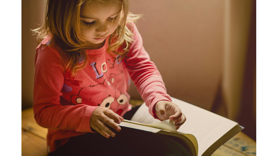 Według badania tradycyjny druk jest lepszy niż cyfrowy, zwłaszcza dla dzieci