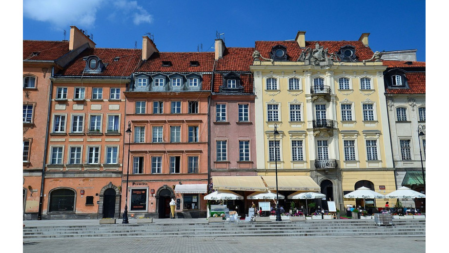 Wicepremier Gliński w obronie historycznej siedziby Domu Literatury w Warszawie