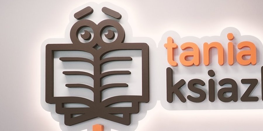 Właściciel TaniaKsiazka.pl i Wydawnictwa Kobiecego kupił 3 sklepy spółki Ravelo