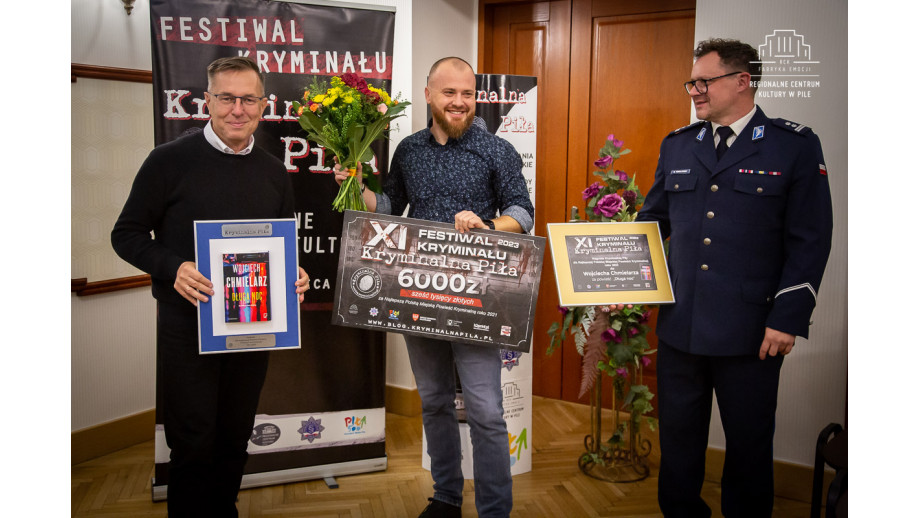 Wojciech Chmielarz z Nagrodą Kryminalnej Piły