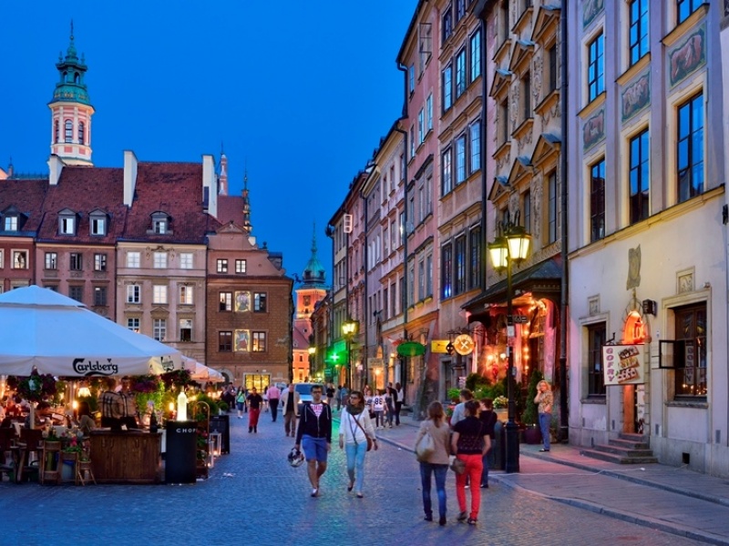 wsparcie samorządów dla lokalnych przedsiębiorców podczas kryzysu wywołanego pandemią - przykład Warszawy