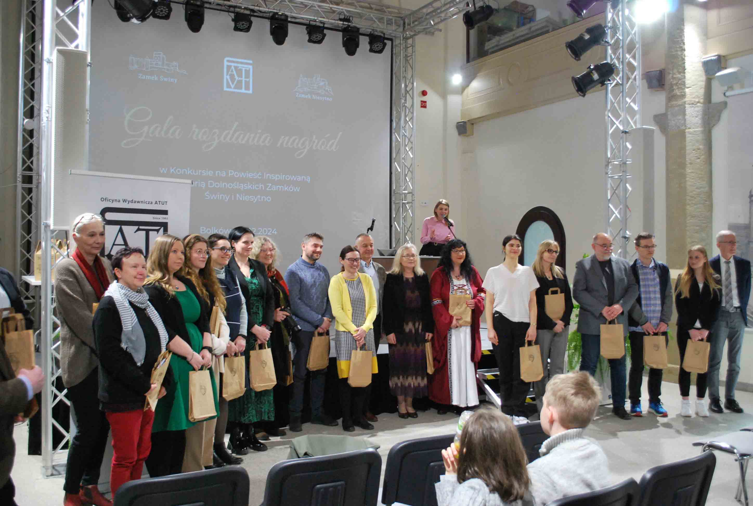 Wyniki konkursu na powieść inspirowaną zamkami