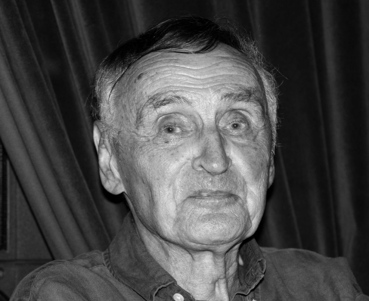 Zmarł scenarzysta Andrzej Mularczyk - twórca postaci Kargula i Pawlaka